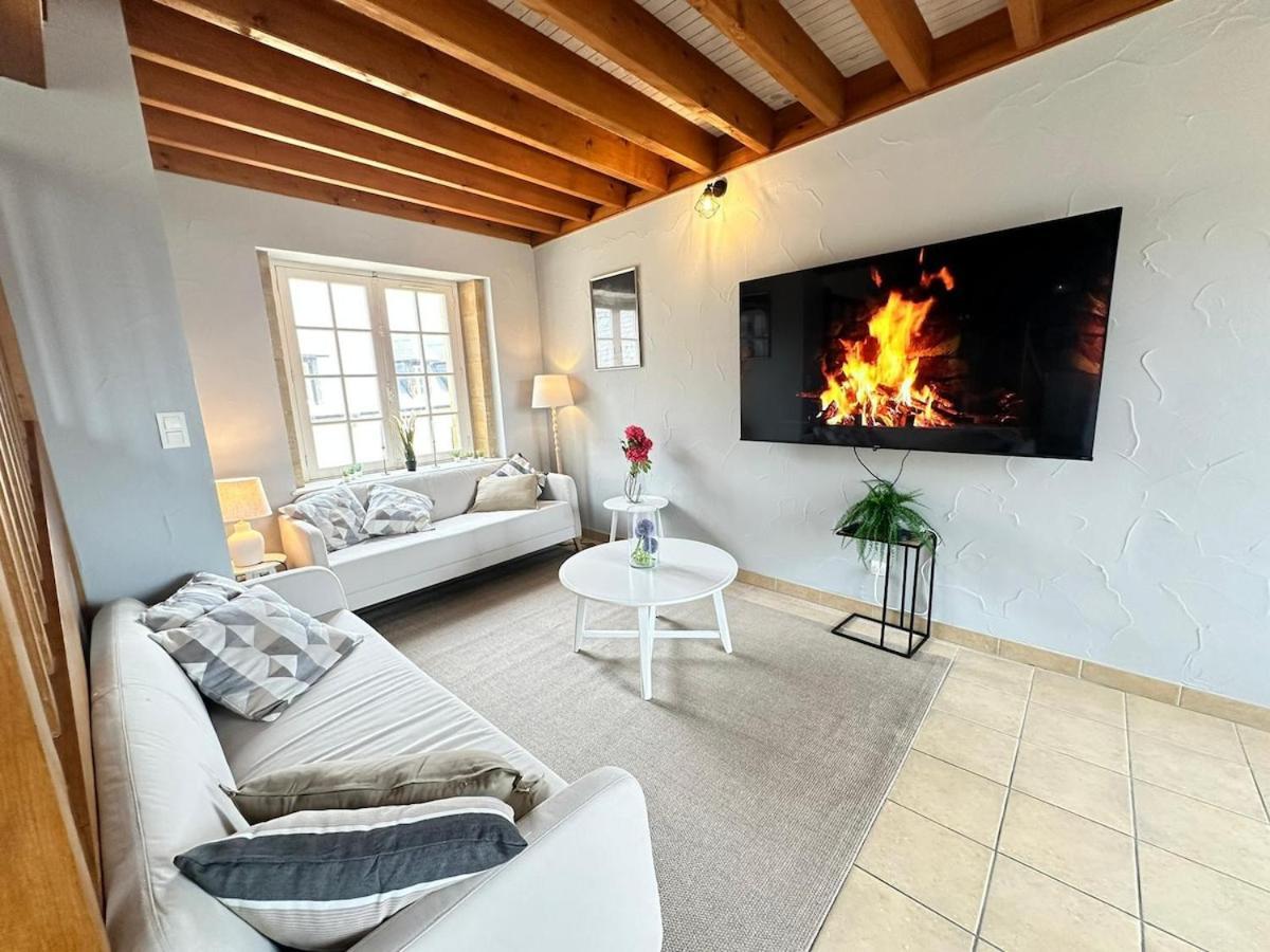 S Bayleved'Air Duplex Vue Chateau, Balneo Et Sauna Sedan Esterno foto